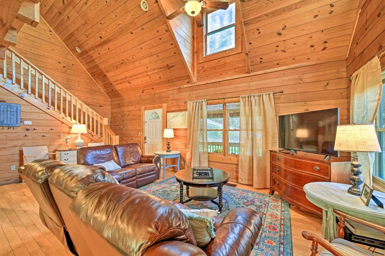 Creekside Bryson City Cabin With Private Hot Tub Екстериор снимка
