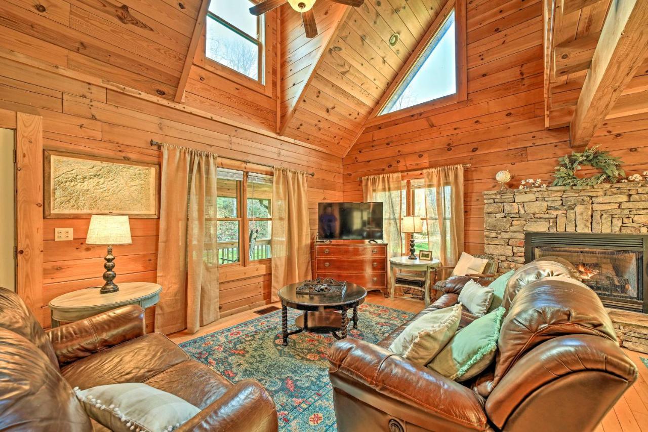 Creekside Bryson City Cabin With Private Hot Tub Екстериор снимка