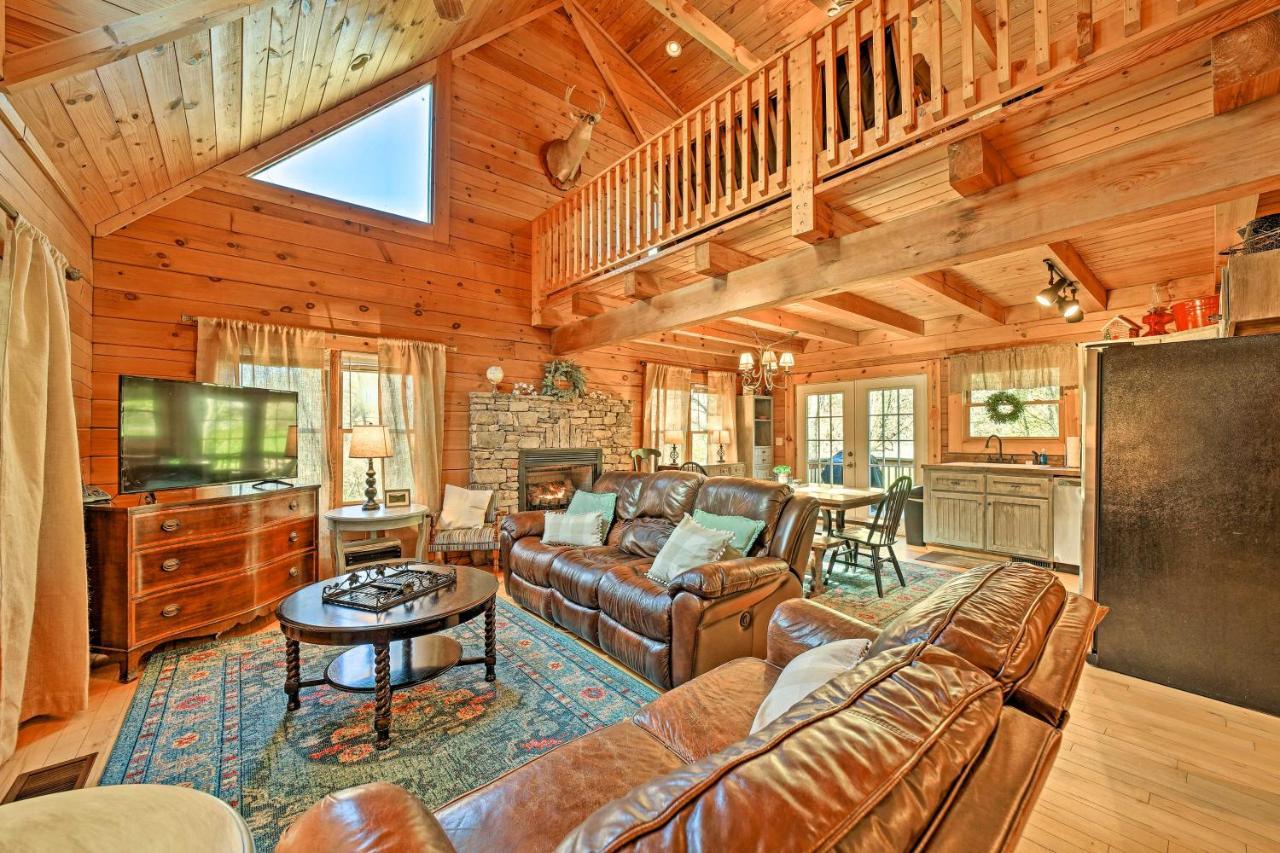 Creekside Bryson City Cabin With Private Hot Tub Екстериор снимка