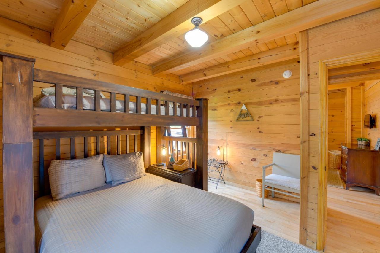 Creekside Bryson City Cabin With Private Hot Tub Екстериор снимка